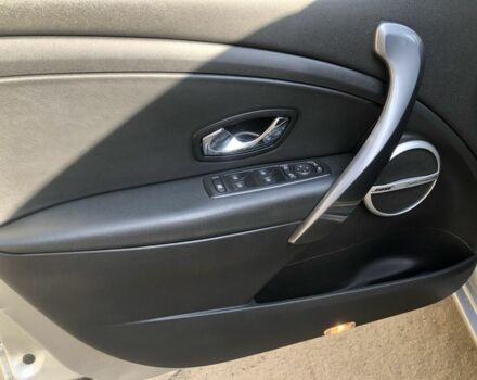 Сірий Рено Меган, об'ємом двигуна 1.5 л та пробігом 307 тис. км за 8700 $, фото 15 на Automoto.ua