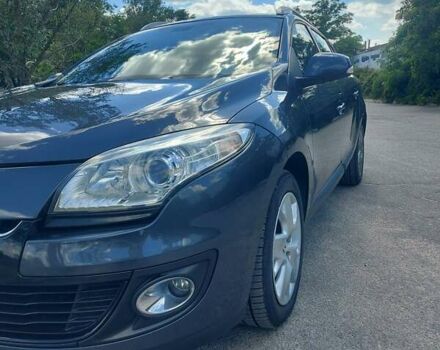 Сірий Рено Меган, об'ємом двигуна 1.46 л та пробігом 230 тис. км за 8300 $, фото 3 на Automoto.ua