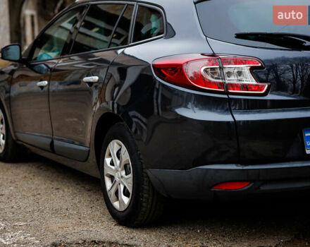 Серый Рено Меган, объемом двигателя 1.46 л и пробегом 189 тыс. км за 7700 $, фото 11 на Automoto.ua