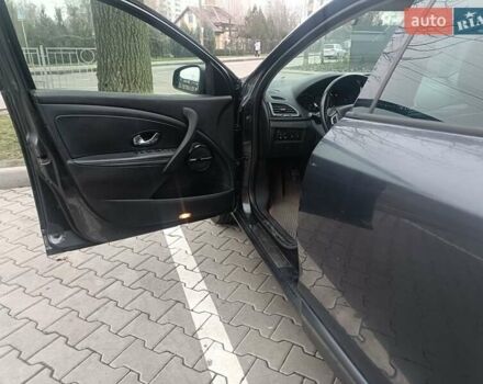 Серый Рено Меган, объемом двигателя 1.46 л и пробегом 297 тыс. км за 5900 $, фото 7 на Automoto.ua