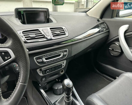 Серый Рено Меган, объемом двигателя 1.46 л и пробегом 292 тыс. км за 7800 $, фото 22 на Automoto.ua