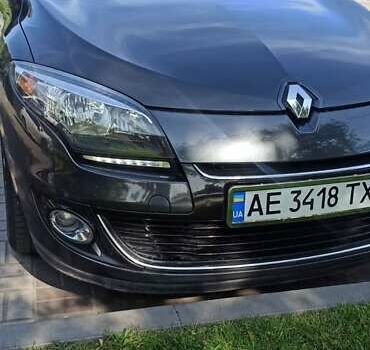 Сірий Рено Меган, об'ємом двигуна 1.46 л та пробігом 325 тис. км за 8700 $, фото 92 на Automoto.ua