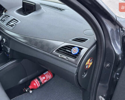 Серый Рено Меган, объемом двигателя 1.46 л и пробегом 183 тыс. км за 8450 $, фото 98 на Automoto.ua