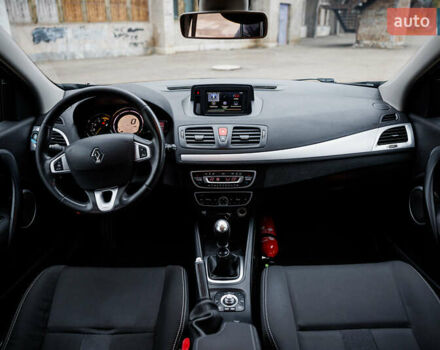 Серый Рено Меган, объемом двигателя 1.46 л и пробегом 189 тыс. км за 7950 $, фото 25 на Automoto.ua