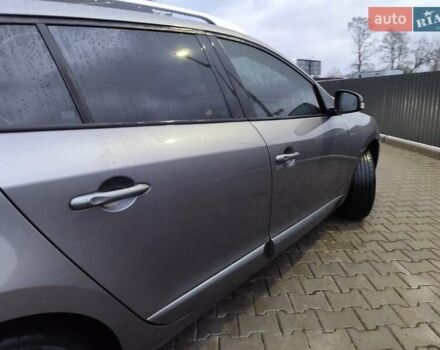 Серый Рено Меган, объемом двигателя 1.46 л и пробегом 255 тыс. км за 8700 $, фото 4 на Automoto.ua