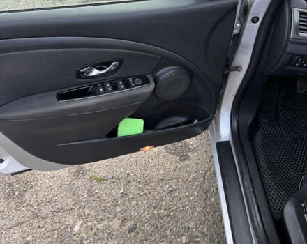 Серый Рено Меган, объемом двигателя 1.46 л и пробегом 298 тыс. км за 7500 $, фото 19 на Automoto.ua