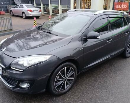 Серый Рено Меган, объемом двигателя 1.46 л и пробегом 237 тыс. км за 8200 $, фото 1 на Automoto.ua