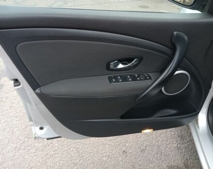 Сірий Рено Меган, об'ємом двигуна 1.5 л та пробігом 280 тис. км за 8250 $, фото 3 на Automoto.ua