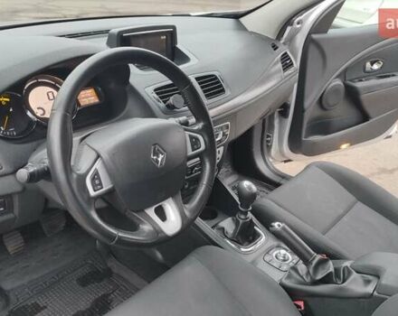 Сірий Рено Меган, об'ємом двигуна 1.5 л та пробігом 340 тис. км за 8000 $, фото 13 на Automoto.ua