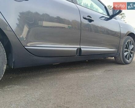 Серый Рено Меган, объемом двигателя 1.5 л и пробегом 263 тыс. км за 8600 $, фото 10 на Automoto.ua