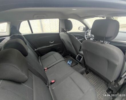 Рено Меган 2012 в Ужгороде на Automoto.ua Серый Рено Меган, объемом двигателя 1.5 л и пробегом 280 тыс. км за 7400 $, фото 5 на Automoto.ua