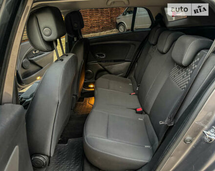 Серый Рено Меган, объемом двигателя 1.5 л и пробегом 190 тыс. км за 8450 $, фото 64 на Automoto.ua