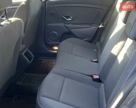 Сірий Рено Меган, об'ємом двигуна 1.46 л та пробігом 177 тис. км за 8800 $, фото 21 на Automoto.ua