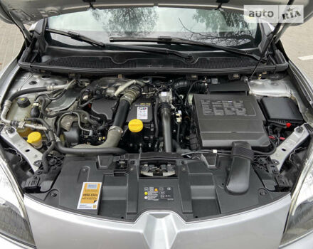 Сірий Рено Меган, об'ємом двигуна 1.46 л та пробігом 240 тис. км за 8650 $, фото 50 на Automoto.ua