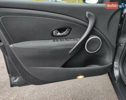 Сірий Рено Меган, об'ємом двигуна 1.5 л та пробігом 190 тис. км за 8900 $, фото 27 на Automoto.ua
