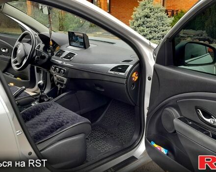 Серый Рено Меган, объемом двигателя 1.5 л и пробегом 272 тыс. км за 6600 $, фото 6 на Automoto.ua