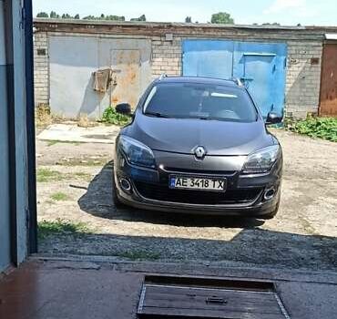 Сірий Рено Меган, об'ємом двигуна 1.46 л та пробігом 325 тис. км за 8700 $, фото 45 на Automoto.ua