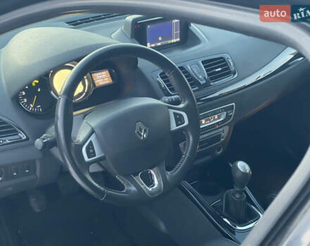 Сірий Рено Меган, об'ємом двигуна 1.5 л та пробігом 209 тис. км за 8200 $, фото 14 на Automoto.ua