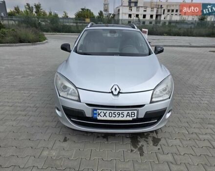 Сірий Рено Меган, об'ємом двигуна 1.5 л та пробігом 270 тис. км за 8500 $, фото 1 на Automoto.ua