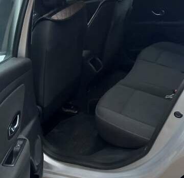 Серый Рено Меган, объемом двигателя 1.46 л и пробегом 276 тыс. км за 6000 $, фото 11 на Automoto.ua