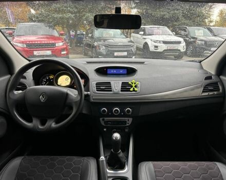 Серый Рено Меган, объемом двигателя 1.5 л и пробегом 289 тыс. км за 7500 $, фото 9 на Automoto.ua