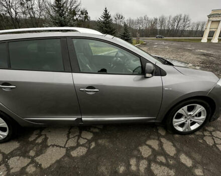 Серый Рено Меган, объемом двигателя 1.5 л и пробегом 229 тыс. км за 9200 $, фото 7 на Automoto.ua