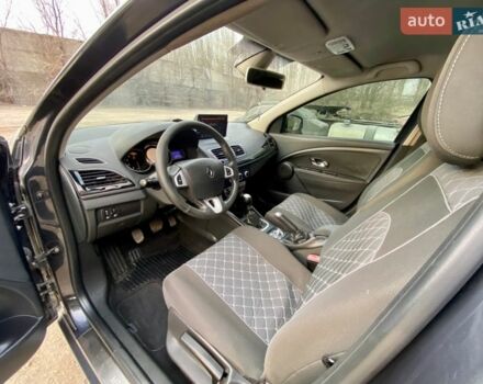 Сірий Рено Меган, об'ємом двигуна 1.46 л та пробігом 260 тис. км за 5800 $, фото 10 на Automoto.ua