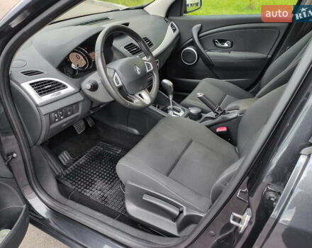 Сірий Рено Меган, об'ємом двигуна 1.5 л та пробігом 190 тис. км за 8900 $, фото 20 на Automoto.ua