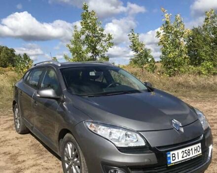 Рено Меган 2012 у Лубнах на Automoto.ua Сірий Рено Меган, об'ємом двигуна 1.5 л та пробігом 289 тис. км за 7800 $, фото 5 на Automoto.ua