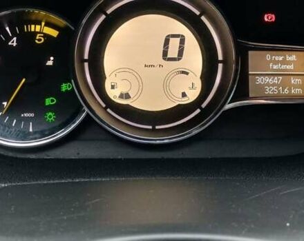 Сірий Рено Меган, об'ємом двигуна 1.46 л та пробігом 309 тис. км за 7500 $, фото 21 на Automoto.ua