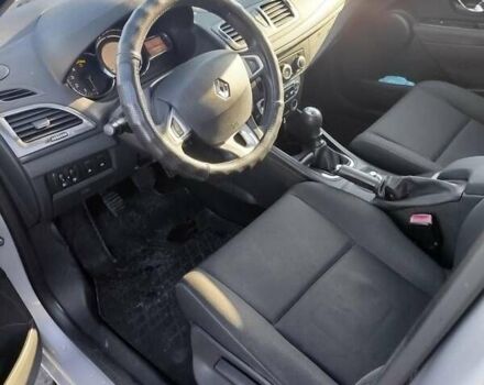 Сірий Рено Меган, об'ємом двигуна 1.46 л та пробігом 267 тис. км за 6800 $, фото 10 на Automoto.ua