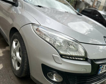 Сірий Рено Меган, об'ємом двигуна 1.5 л та пробігом 250 тис. км за 7200 $, фото 1 на Automoto.ua