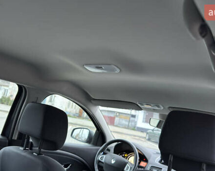 Серый Рено Меган, объемом двигателя 1.46 л и пробегом 183 тыс. км за 8100 $, фото 91 на Automoto.ua