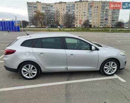 Сірий Рено Меган, об'ємом двигуна 1.46 л та пробігом 241 тис. км за 7800 $, фото 5 на Automoto.ua