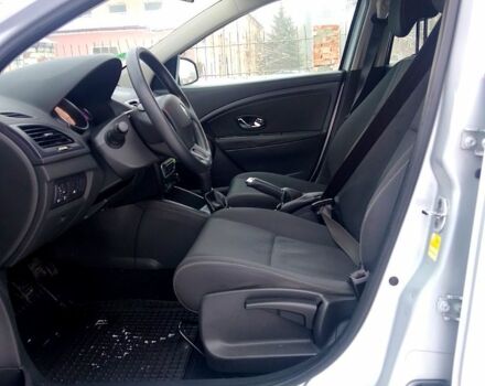 Сірий Рено Меган, об'ємом двигуна 1.6 л та пробігом 230 тис. км за 7400 $, фото 11 на Automoto.ua