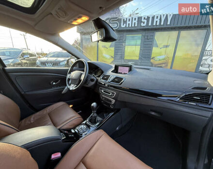 Сірий Рено Меган, об'ємом двигуна 1.5 л та пробігом 235 тис. км за 8900 $, фото 24 на Automoto.ua