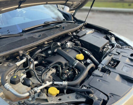 Серый Рено Меган, объемом двигателя 1.46 л и пробегом 236 тыс. км за 8600 $, фото 15 на Automoto.ua