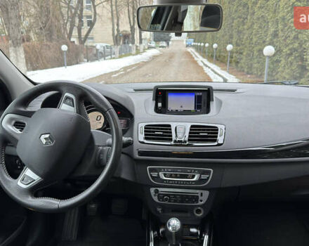 Серый Рено Меган, объемом двигателя 1.5 л и пробегом 212 тыс. км за 9999 $, фото 19 на Automoto.ua