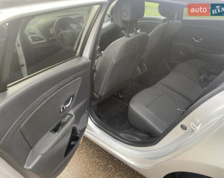 Серый Рено Меган, объемом двигателя 0 л и пробегом 247 тыс. км за 6700 $, фото 14 на Automoto.ua