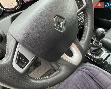 Серый Рено Меган, объемом двигателя 0 л и пробегом 148 тыс. км за 3781 $, фото 14 на Automoto.ua