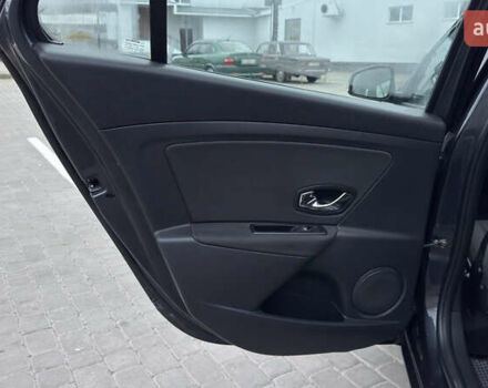 Серый Рено Меган, объемом двигателя 1.46 л и пробегом 183 тыс. км за 8100 $, фото 78 на Automoto.ua