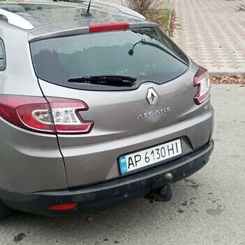 Сірий Рено Меган, об'ємом двигуна 1.46 л та пробігом 340 тис. км за 7000 $, фото 2 на Automoto.ua