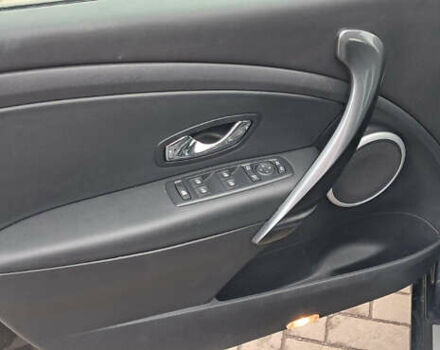 Серый Рено Меган, объемом двигателя 1.5 л и пробегом 225 тыс. км за 8899 $, фото 33 на Automoto.ua