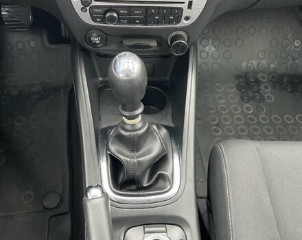 Сірий Рено Меган, об'ємом двигуна 1.5 л та пробігом 214 тис. км за 7500 $, фото 10 на Automoto.ua