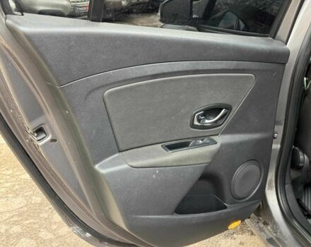 Сірий Рено Меган, об'ємом двигуна 1.5 л та пробігом 380 тис. км за 6940 $, фото 14 на Automoto.ua