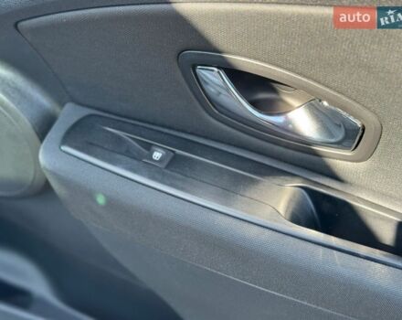 Сірий Рено Меган, об'ємом двигуна 1.4 л та пробігом 171 тис. км за 6999 $, фото 85 на Automoto.ua