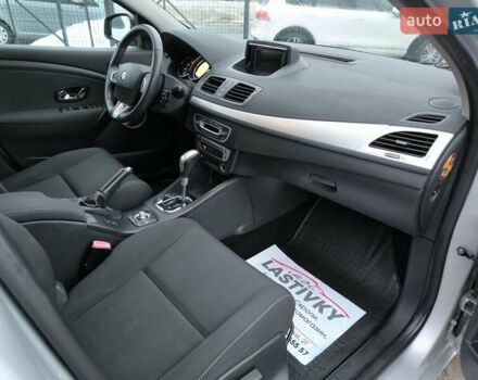 Сірий Рено Меган, об'ємом двигуна 1.46 л та пробігом 185 тис. км за 8200 $, фото 28 на Automoto.ua