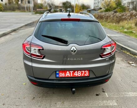 Рено Меган 2012 в Житомире на Automoto.ua Серый Рено Меган, объемом двигателя 1.5 л и пробегом 224 тыс. км за 8300 $, фото 2 на Automoto.ua
