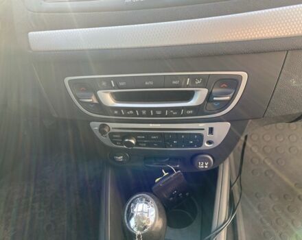 Сірий Рено Меган, об'ємом двигуна 1.5 л та пробігом 107 тис. км за 8200 $, фото 7 на Automoto.ua