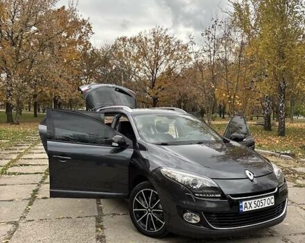 Сірий Рено Меган, об'ємом двигуна 1.46 л та пробігом 215 тис. км за 10300 $, фото 8 на Automoto.ua